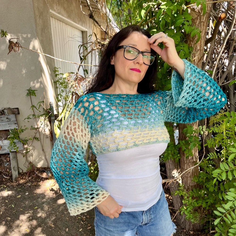 🩵 Crocheted Shrug🩵 - Picture 3 of 6